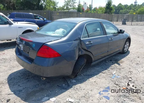 2007 Honda Accord 2.4 Lx z USA, uszkodzony, nr VIN 1HGCM56477A218970